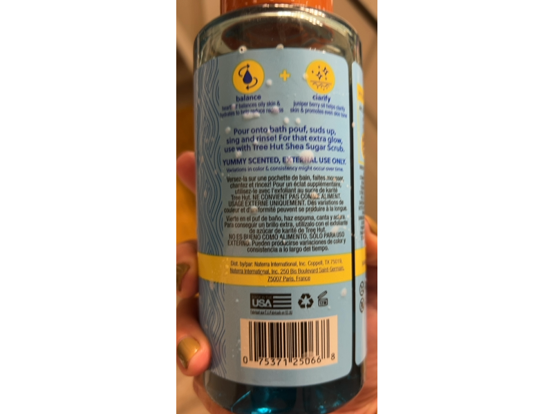 Tree Hut Blue Musk Foaming Gel Wash, Pink Pepper + Tonka, 18 fl oz/532 mL