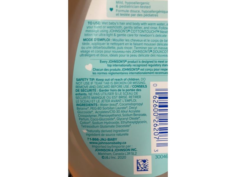 Johnson's Cotton Touch Newborn Wash & Shampoo, 13.6 fl oz/400 mL, Pack Of 2