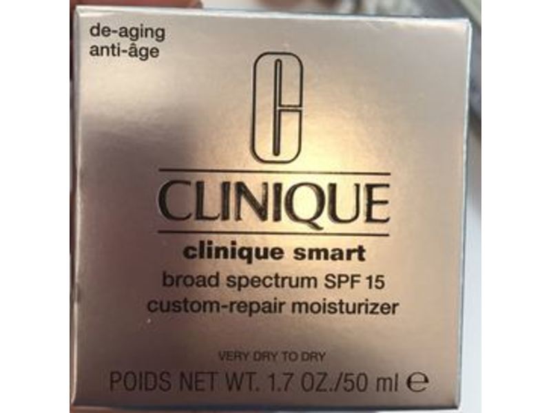 Clinique Smart Custom Repair Moisturizer, SPF 15, 1.7 oz/50 mL
