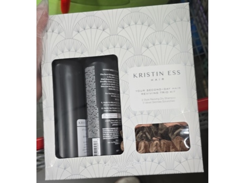 Kristin Ess Hair Style Reviving Dry Shampoo & Scrunchies Set