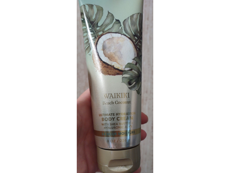 Bath & Body Works Waikiki Beach Coconut Ultimate Body Cream, Shea Butter + Hyaluronic Acid, 8 oz/224 g