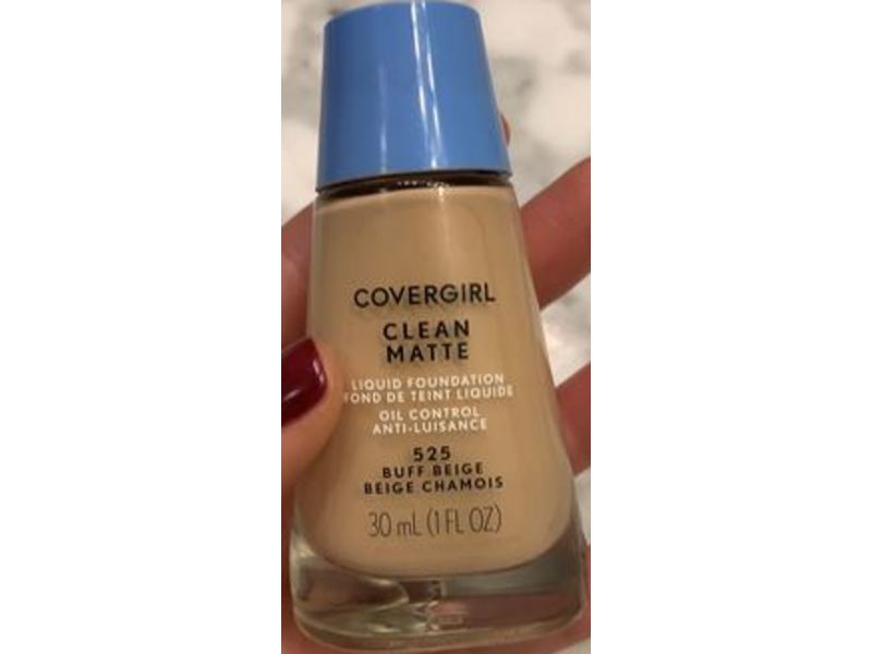 Covergirl Clean Matte Liquid Foundation, Oil Control, 525 Buff Beige, 1 fl oz/30 mL