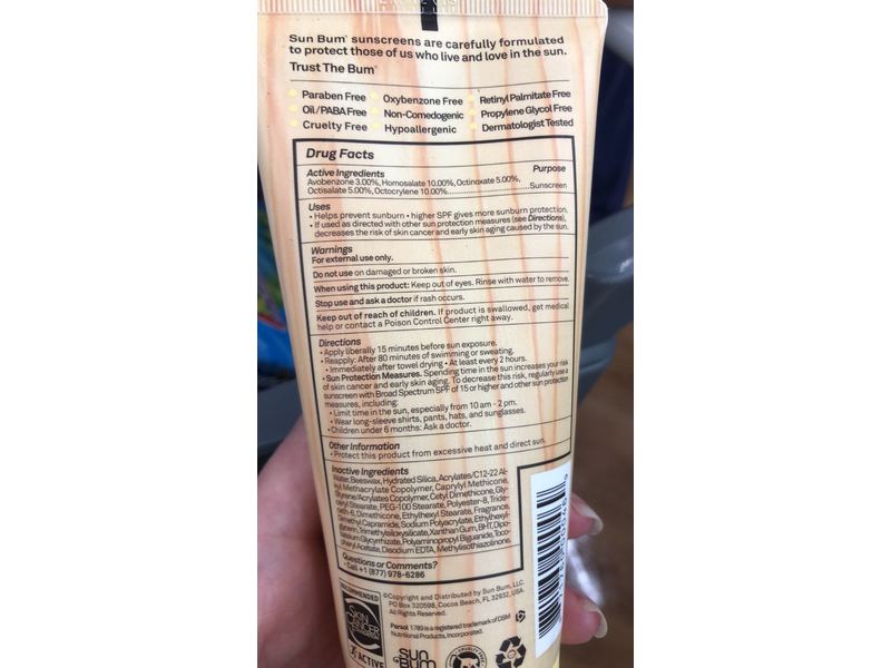 Sun Bum Premium Moisturizing Sunscreen Lotion, SPF 70, 6 fl oz / 177 mL