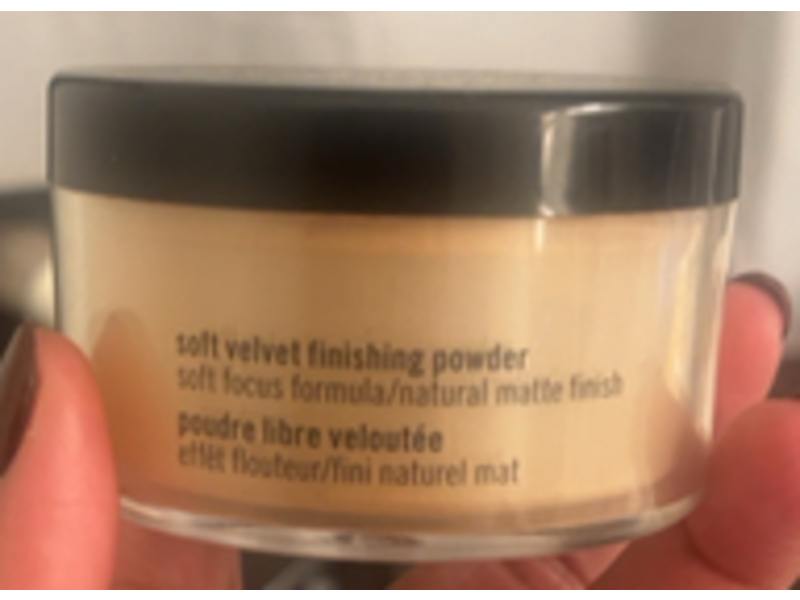 Black Opal Soft Velvet Finishing Powder, Medium, 0.7 oz