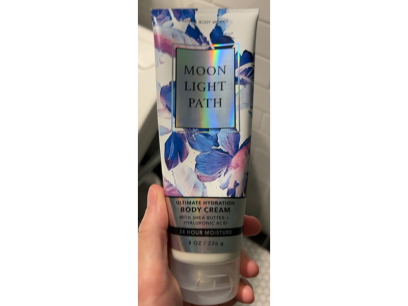 Bath & Body Works Ultimate Hydration Body Cream, Moonlight Path, 8 oz/226 g