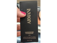 Armani luminous Silk Foundation, 3.75, 1 fl oz/30 mL - thumbnail 2