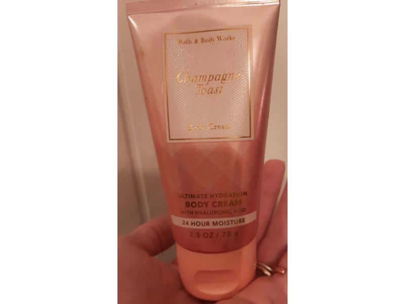 Bath & Body Works Ultimate Hydration Body Cream, Champagne Toast, 2.5 oz 76 g