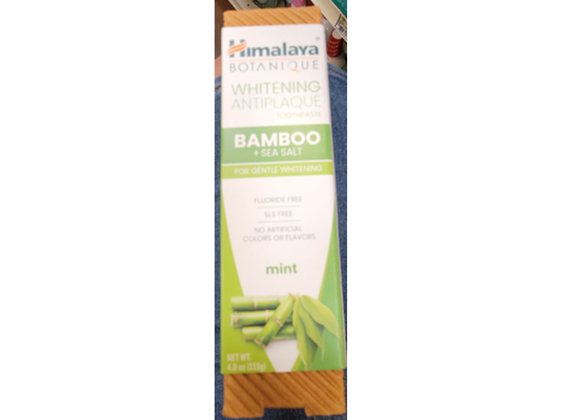 Himalaya Whitening Antiplaque Toothpaste, Mint, Bamboo + Sea Salt, Mint, 4 oz/113 g