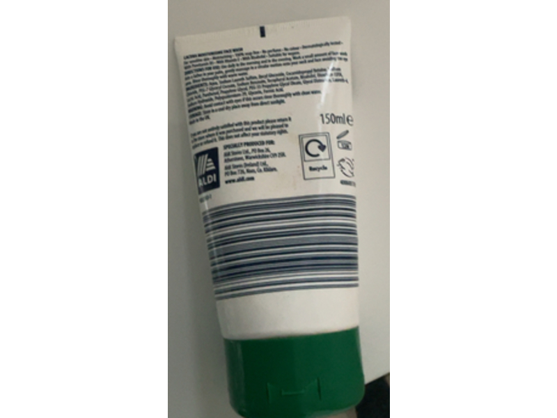 Lacura Moisturising Face Wash, 150 mL