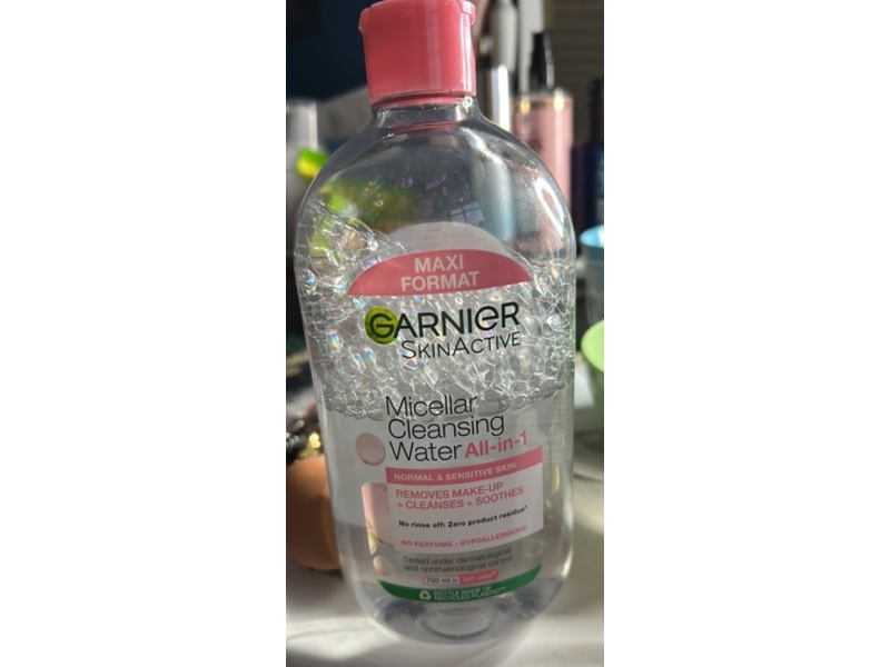 Garnier Micellar Cleansing Water, 700 mL