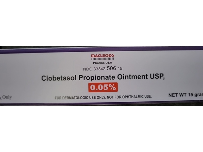 Clobetasol Propionate Ointment 0.05%, 15 g, Macleods Pharma (Rx)