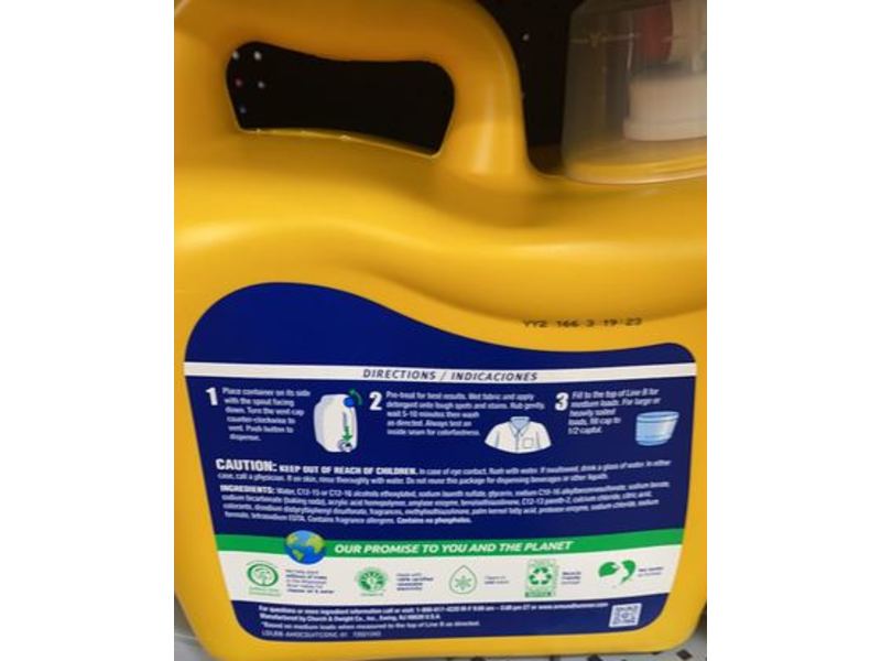 Arm & Hammer Plus OxiClean Liquid Laundry Detergent, Fresh Scent, 128 Loads, 201.6 fl oz/5.96 L