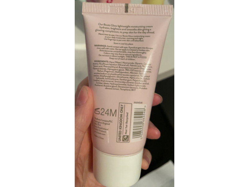 Boots Glow Moisturizing Cream, 1.69 fl oz/50 mL