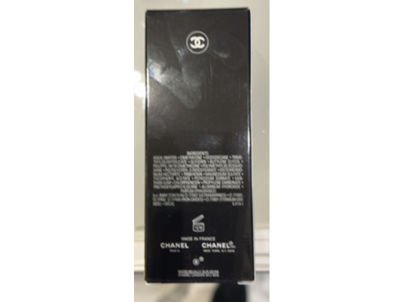 Chanel Ultrawear All-Day Comfort Flawless Finish Foundation, B60, 1 fl oz/30 mL