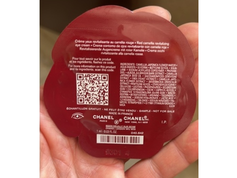 Chanel N.1 Revitalizing Eye Cream, Red Camellia, 0.03 fl oz/1 mL