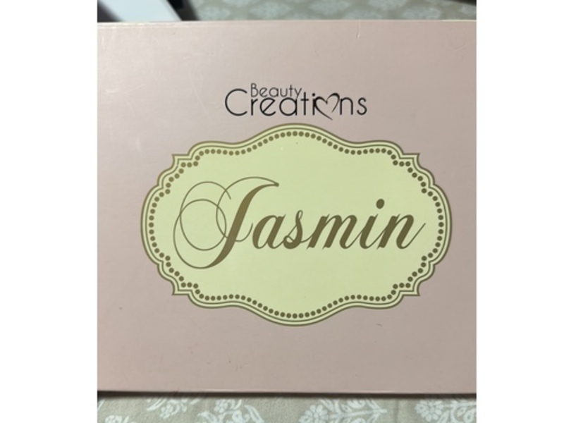 Beauty Creations Jasmin 35 Color Eyeshadow Palette, 1.72 oz/1.4 g