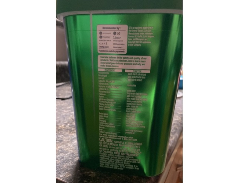 Cascade Complete Shine Boost Dishwasher Pacs, Fresh, 42.8 oz/1.21 kg