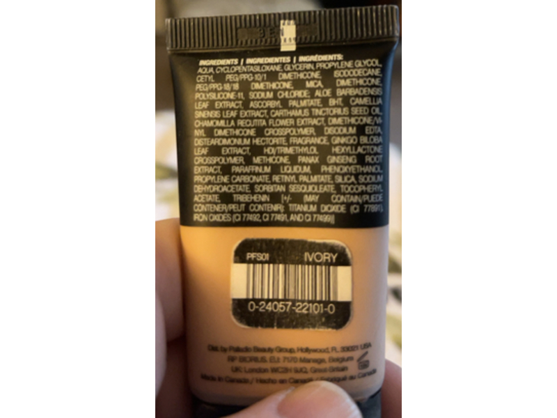 Palladio Powder Finish Foundation, Ivory, 0.91 fl oz/27 mL