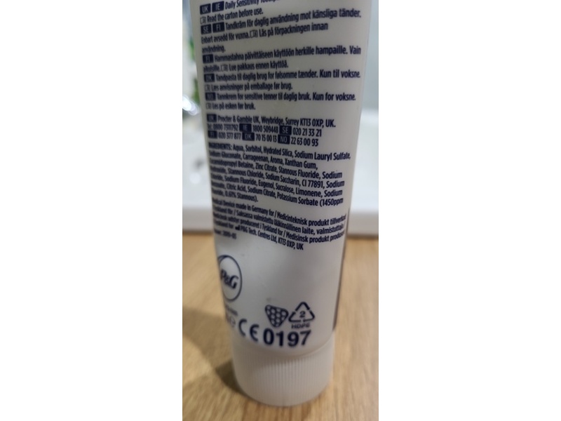 Oral-B Pro-Science Advanced Calm Gentle Whitening Toothpaste, Sensitivity & Gum, 75 mL