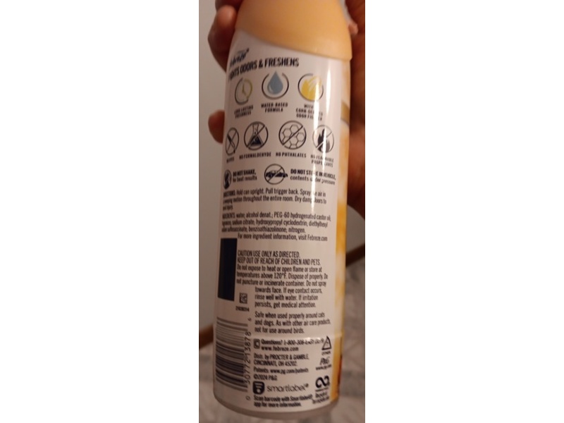 Febreze Luxe Air Freshener Spray, Crisp Fall Breeze, 8.8 oz/250 g