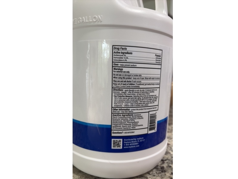MyDerm Ultra-Moisturizing Sport Sunscreen Lotion, SPF 50, 3.78 L