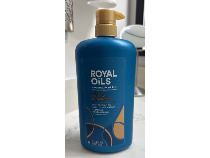 Head & Shoulders Royal Oils Scalp Care Shampoo, Coconut Oil & Apple Cider Vinegar, 31.4 fl oz/930 mL