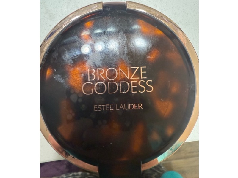 Estee Lauder Bronze Goddess Powder Bronzer, 02 Medium, 0.74 oz/21 g