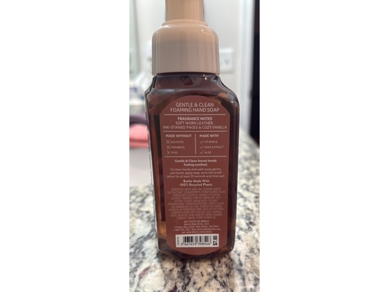Bath & Body Works Gentle & Clean Foaming Hand Soap, Leather-Bound Pages, 8.75 fl oz/259 mL