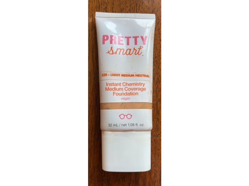 Pretty Smart Instant Chemistry Medium Coverage Foundation, 320 Light Medium Neutral, 1.08 fl oz/32 mL