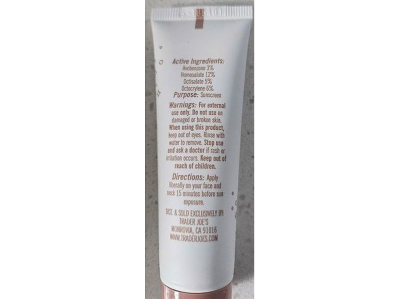 Trader Joe's Illuminating Daily Facial Sunscreen, SPF 40, Tinted Shimmery Glow, 1 fl oz/29 mL