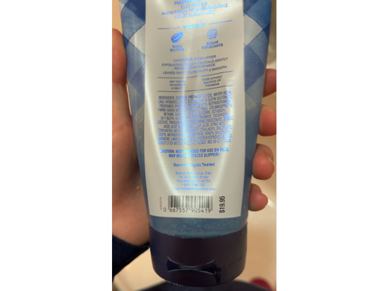 Bath & Body Works Gingham Foaming Sugar Body Scrub, Shea Butter +Vitamin E, 8 oz/226 g