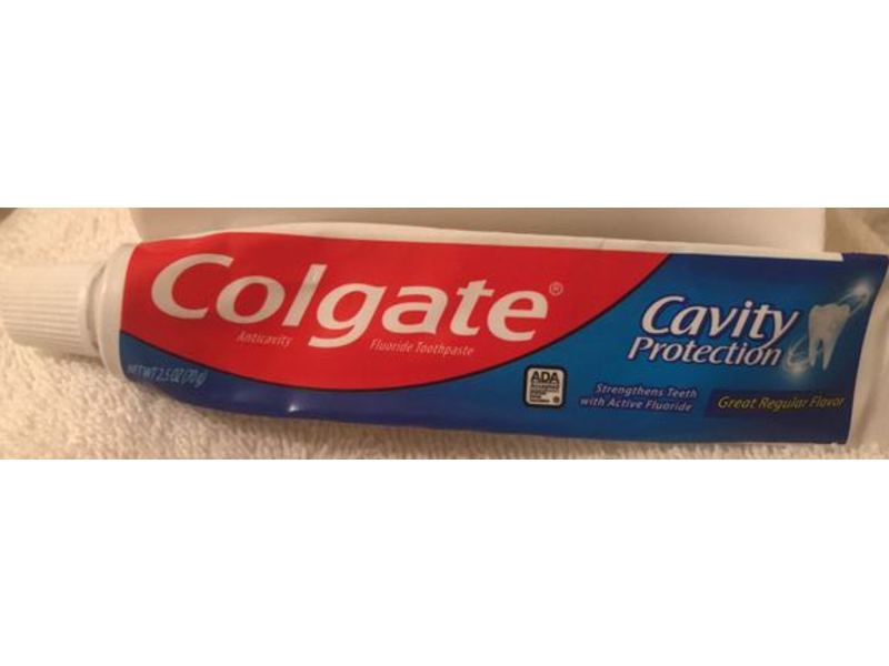 Colgate Cavity Protection, Great Regular Flavor, 2.5 oz, Pack Of 8