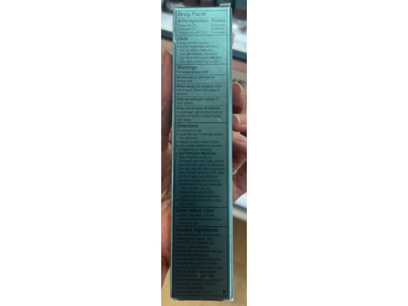 it Cosmetics CC+ Natural Matte Pore Refining Full Coverage Cream + Skin Balancing Serum & Sunscreen, SPF 40, Neutral Tan, 1.08 fl oz/32 mL