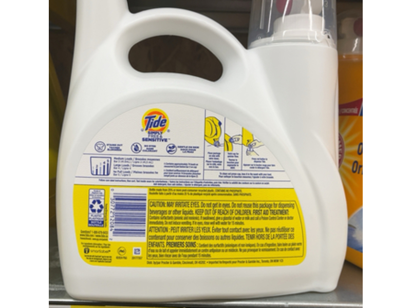 Tide Simply Free & Sensitive Laundry Detergent, Unscented, 74 Loads, 105 fl oz/3.1 L