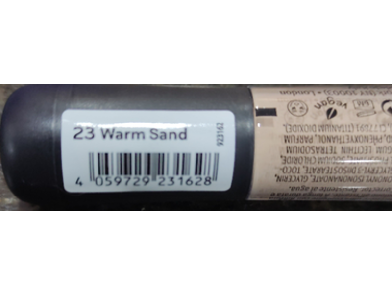 Essence Camouflage+ Matt Concealer, 23 Warm Sand, 5 mL