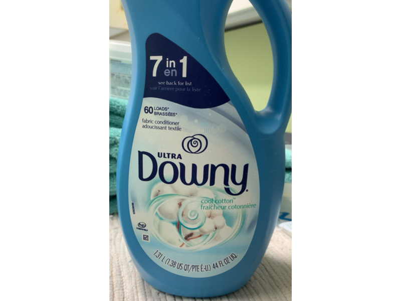 Downy Liquid Fabric Softener, Cool Cotton, 60 Loads, 44 fl oz/1.31 L