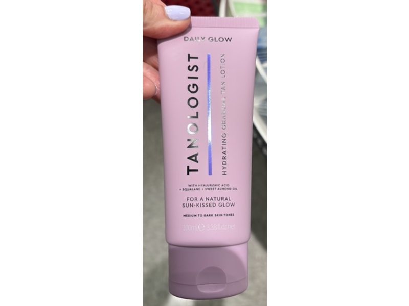 Tanologist Daily Glow Hydrating Tan Lotion, Medium To Dark, 3.38 fl oz/100 mL