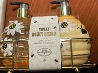 Simple Pleasures Hand Lotion & Hand Soap Set, Beehive Caddy, 16.9 fl oz/500 mL - thumbnail 2