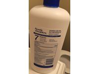 Head & Shoulders 2-In-1 Dandruff Shampoo + Conditioner, Almond Oil, 40 fl oz/1.18 L - Image 4