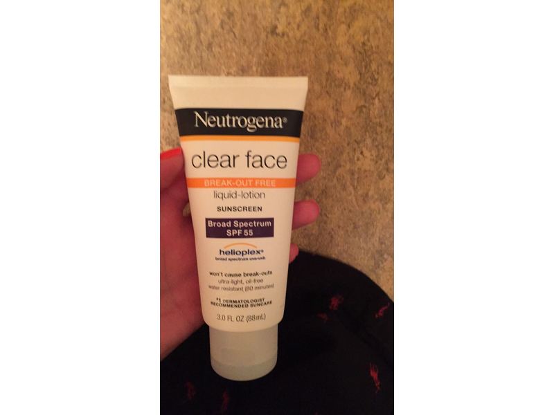Neutrogena Clear Face Break-Out Free Oil-Free Sunscreen, SPF 55, 3 fl oz/88 mL