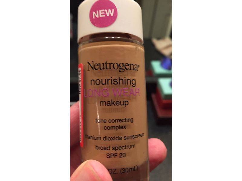 Neutrogena Nourishing Long Wear Liquid Makeup, Fresh Beige, 1 Fluid Ounce